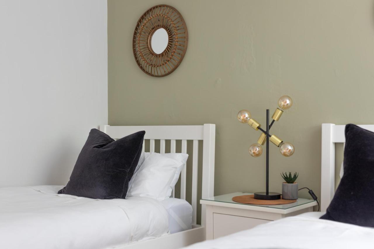 The Edinburgh Meadows Apartment ภายนอก รูปภาพ